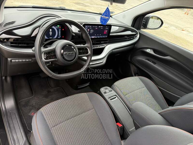 Fiat 500e Icon plus