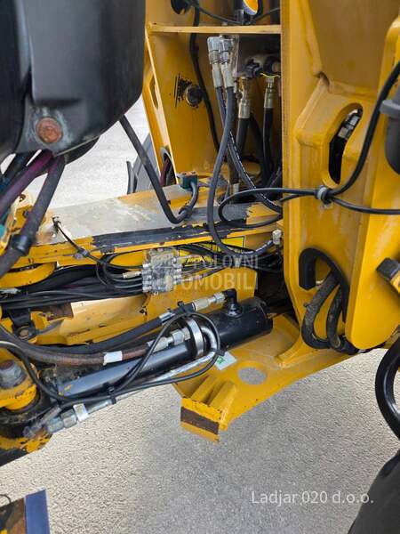 CAT Caterpillar CAT 908M