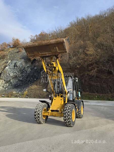 CAT Caterpillar CAT 908M