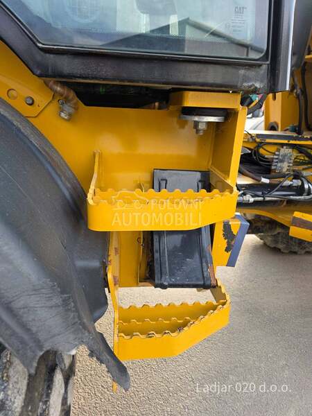 CAT Caterpillar CAT 908M