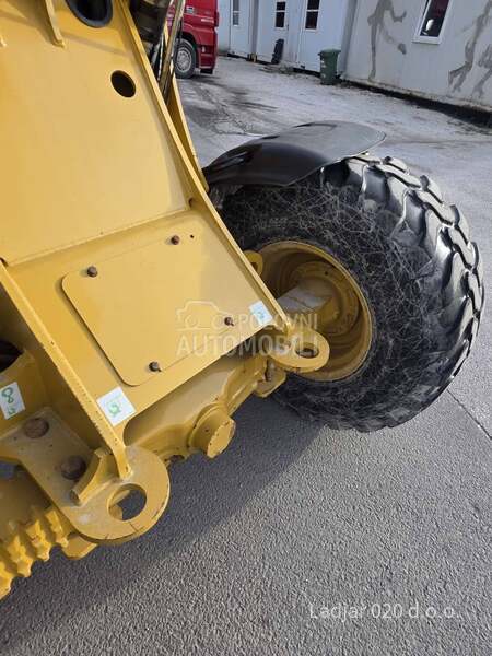 CAT Caterpillar CAT 908M