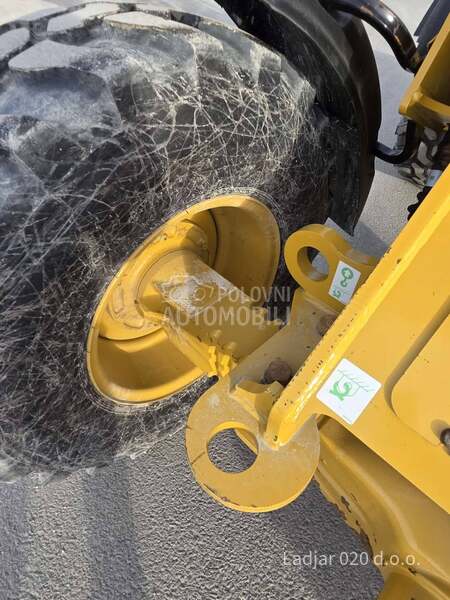 CAT Caterpillar CAT 908M