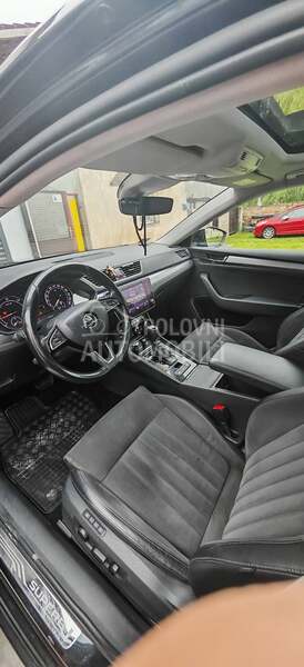 Škoda Superb style