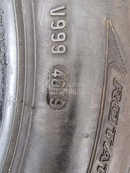 Pirelli 185/60 R15 Zimska