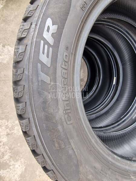 Pirelli 185/60 R15 Zimska