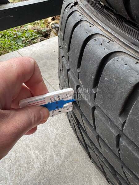 Ostalo 225/45 R17 Letnja