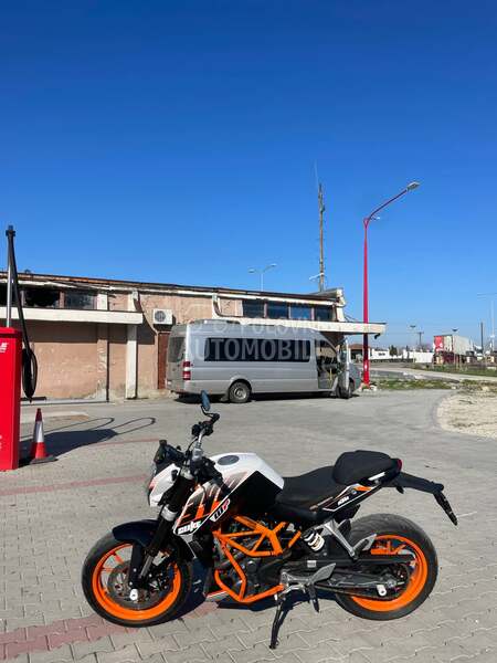 KTM Duke 390