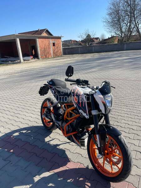 KTM Duke 390