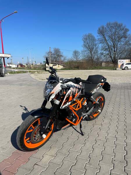 KTM Duke 390
