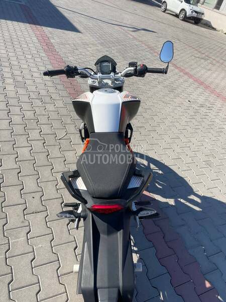 KTM Duke 390
