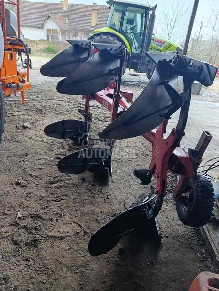 Gregoire Besson Line 3 brazde