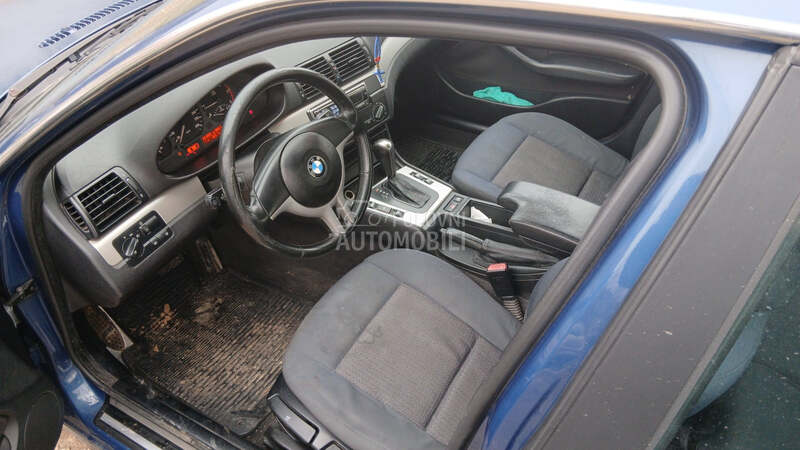 BMW 330 