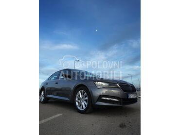 Škoda Superb 1,5 TSI Active
