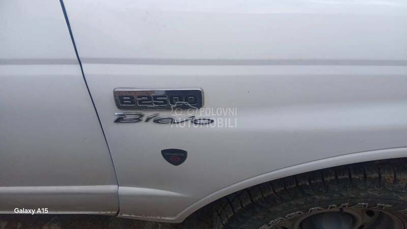 Mazda B 250 