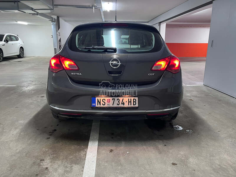 Opel Astra J Restyle 1.7 CDTI