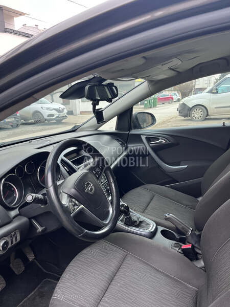 Opel Astra J Restyle 1.7 CDTI