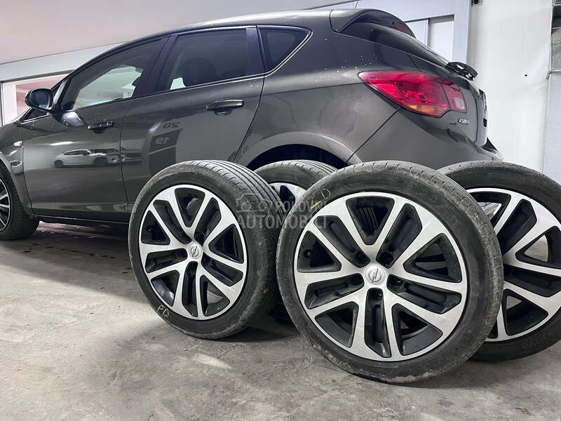 Opel Astra J Restyle 1.7 CDTI