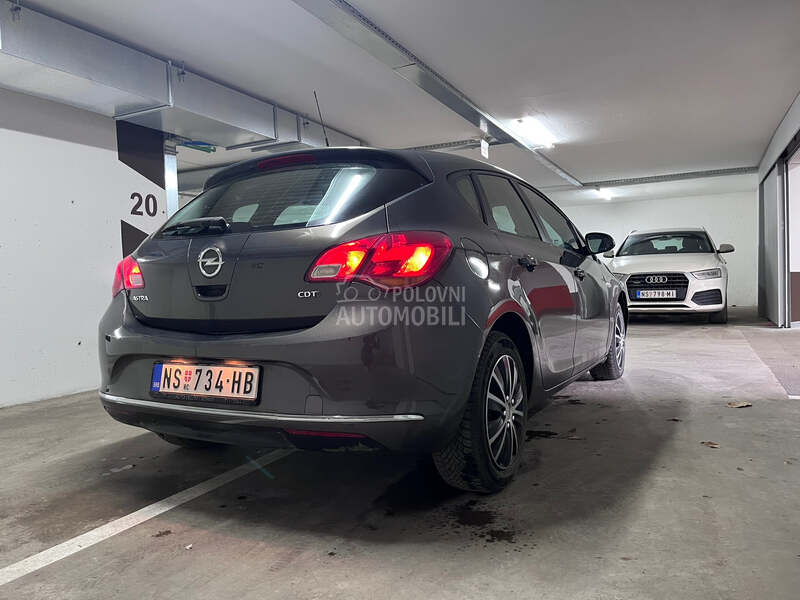 Opel Astra J Restyle 1.7 CDTI