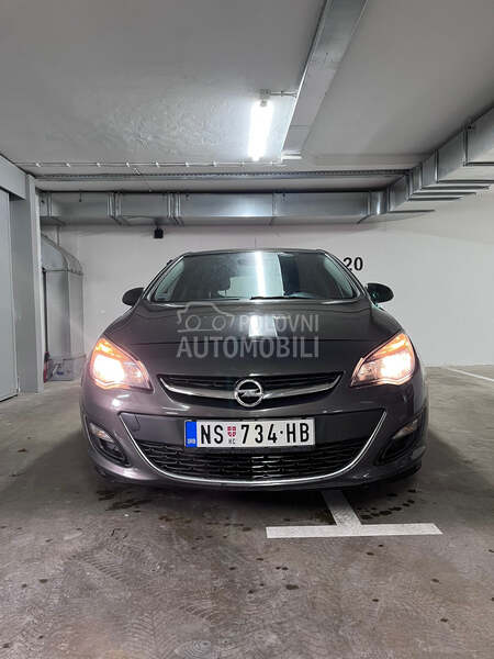 Opel Astra J Restyle 1.7 CDTI