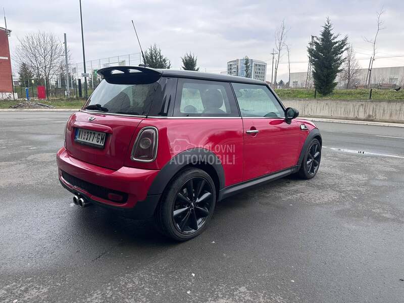 MINI Cooper S 