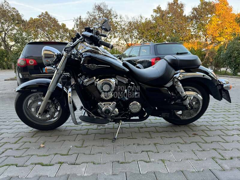 Kawasaki VN1700C
