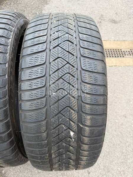 Pirelli 245/40 R19 Zimska