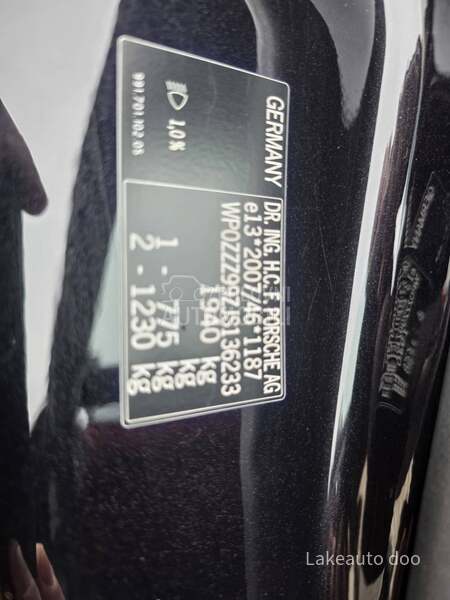 Porsche 911 Carrera PDK