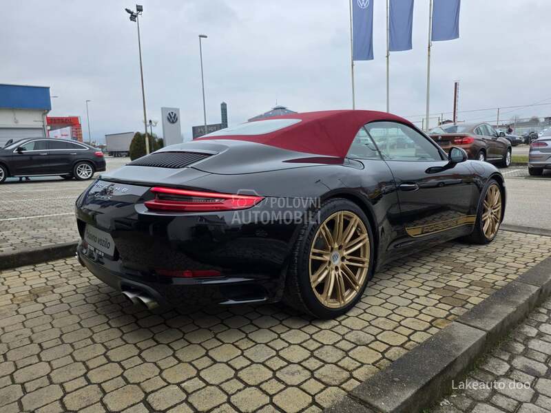 Porsche 911 Carrera PDK