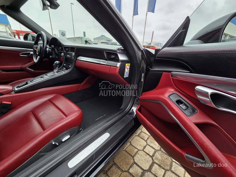 Porsche 911 Carrera PDK