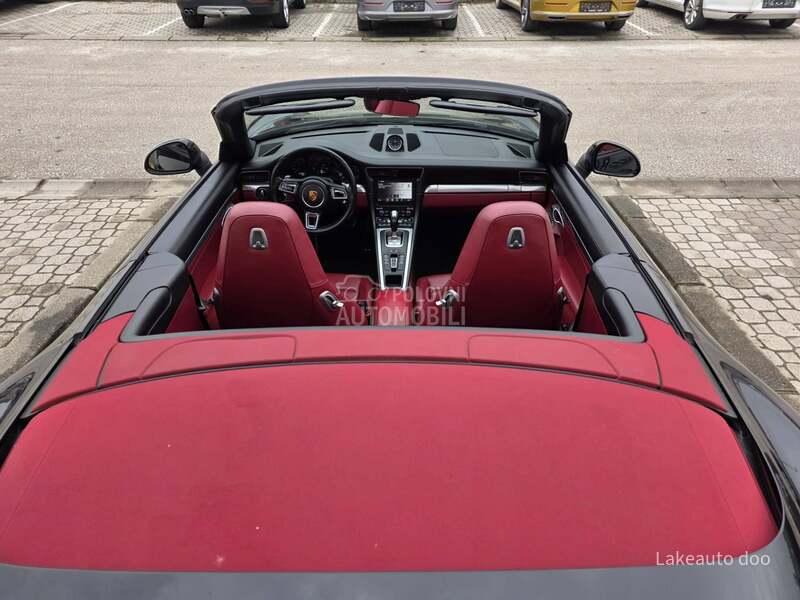 Porsche 911 Carrera PDK