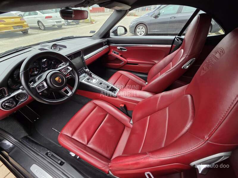 Porsche 911 Carrera PDK