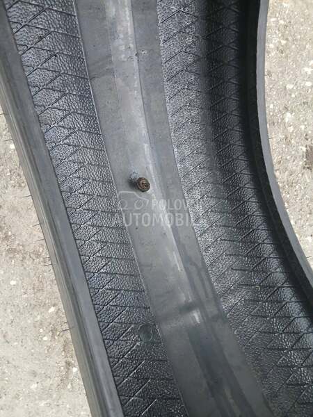 Fulda 245/45 R18 Zimska