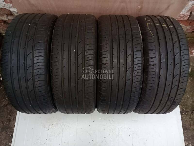 Continental 215/45 R16 Letnja