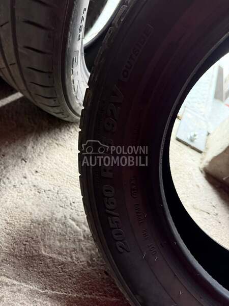 Kumho 205/60 R16 Letnja