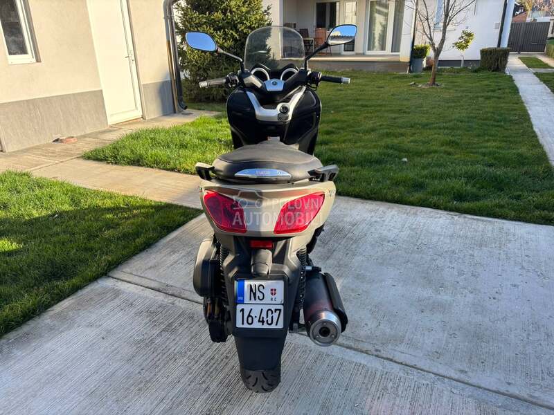 Yamaha Xmax 250 x max yp250