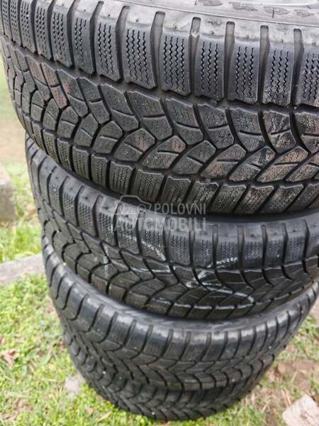 Firestone 205/55 R16 Zimska