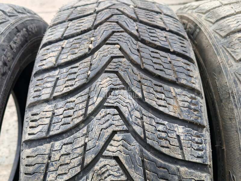 Premiorri 215/55 R16 Zimska