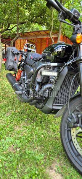 Harley Davidson Street Rod 750