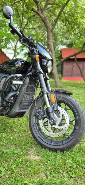 Harley Davidson Street Rod 750