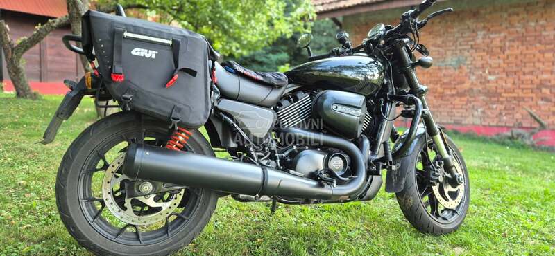 Harley Davidson Street Rod 750