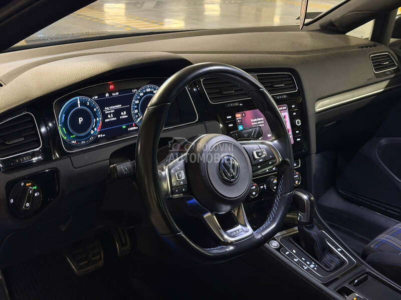 Volkswagen Golf 7 GTE
