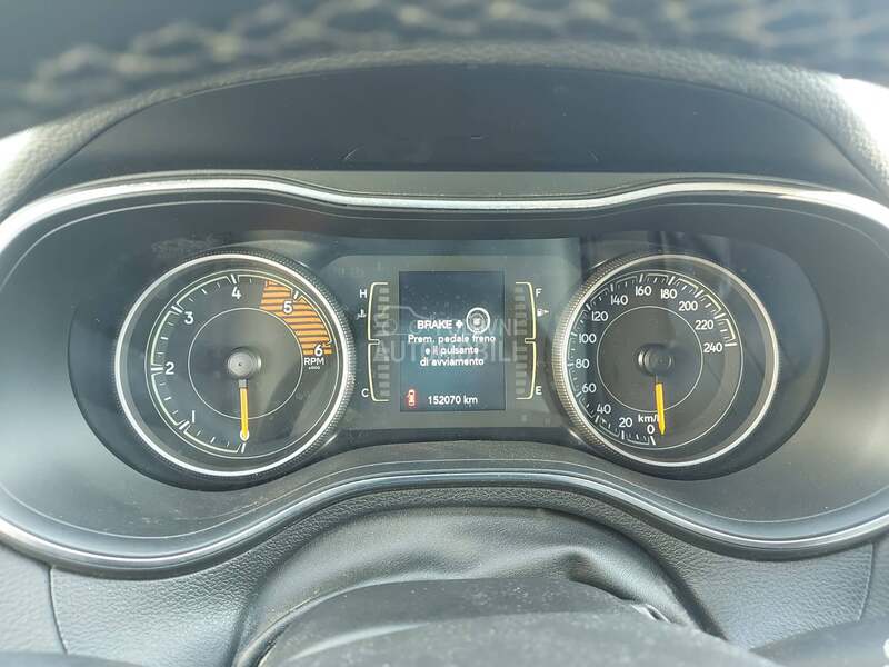Jeep Cherokee 2.2