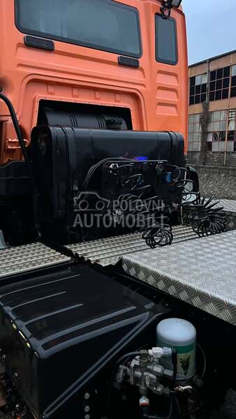 MAN MAN STEYR  TGA 33.480