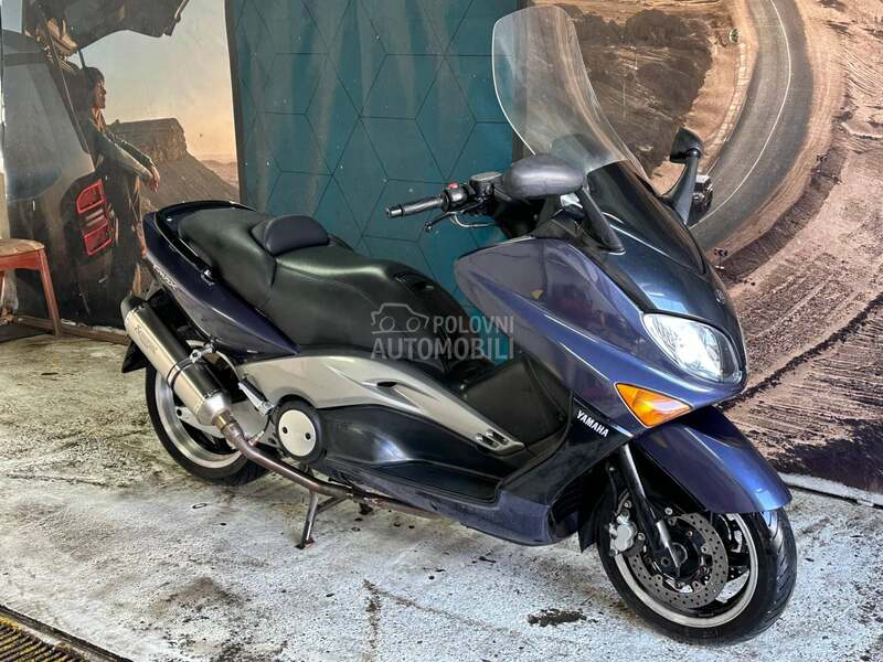 Yamaha tmax