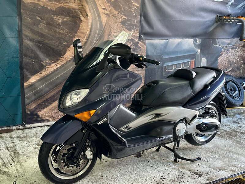 Yamaha tmax