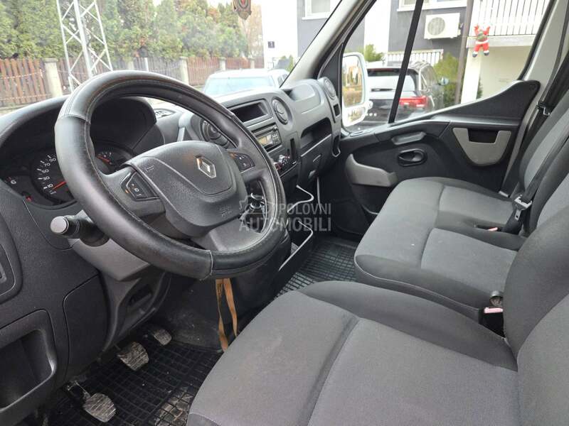 Renault master