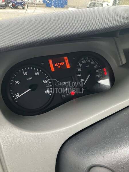 Renault Trafic INVALID PREVOZ 1.9DCI