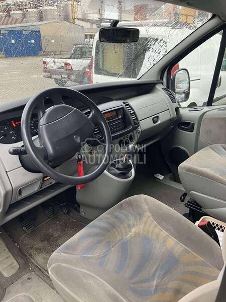 Renault Trafic INVALID PREVOZ 1.9DCI