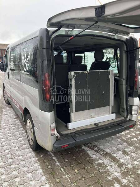 Renault Trafic INVALID PREVOZ 1.9DCI