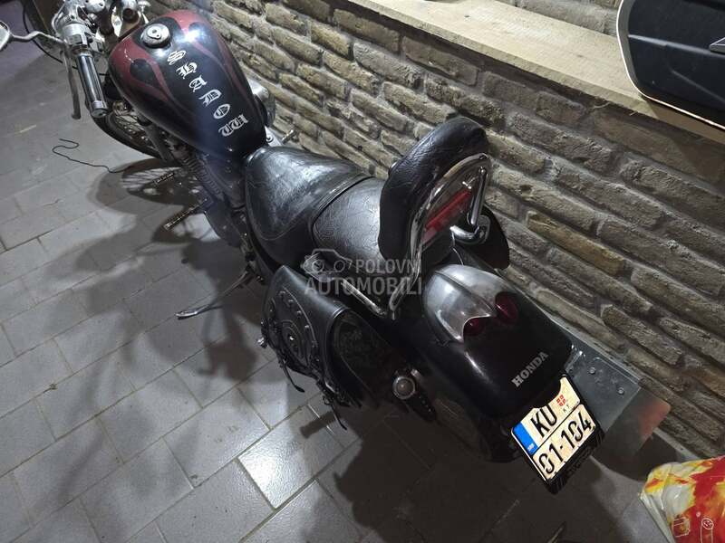 Honda shadow 600